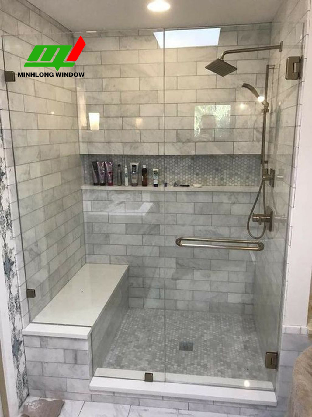 CBIN-05: Vách cabin tắm 180 độ